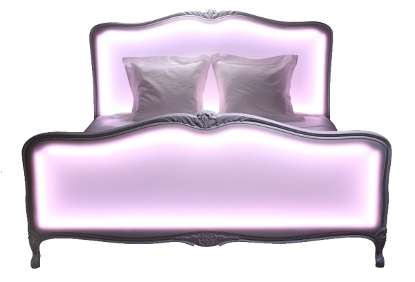 Illuminated bed Poesy